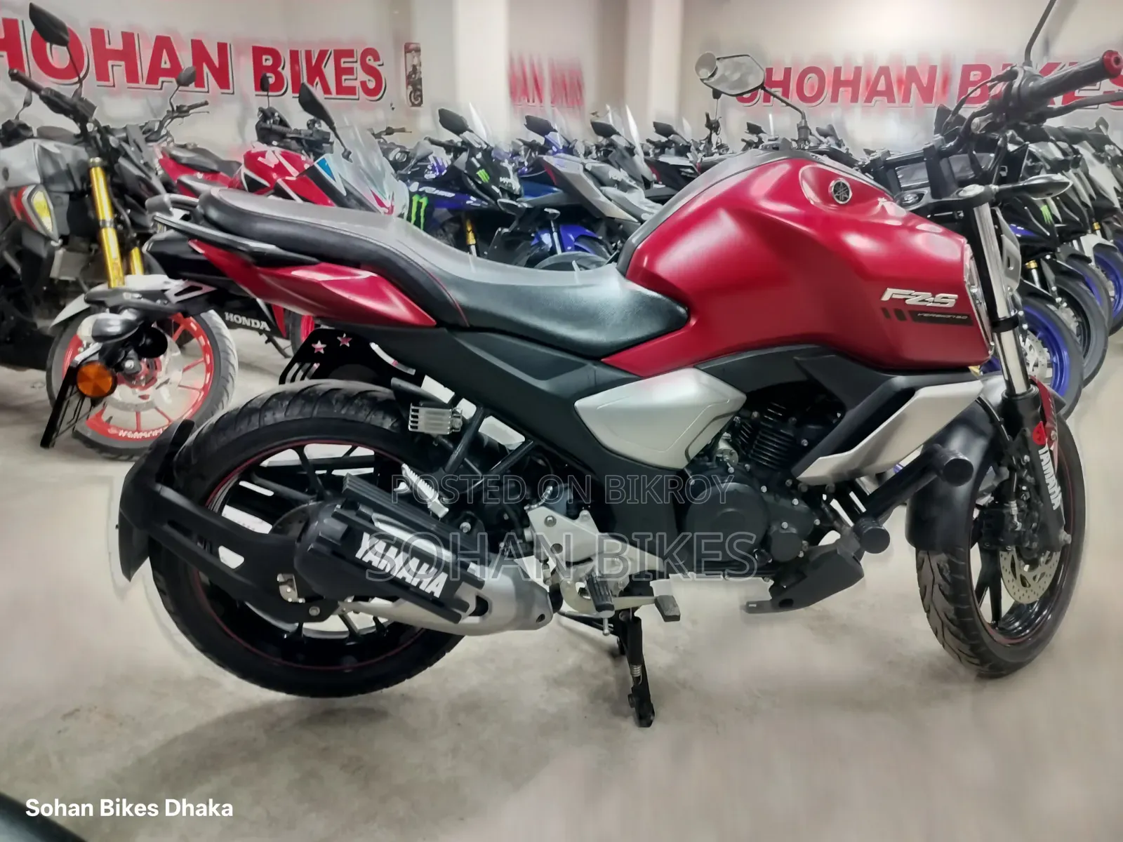 Yamaha FZS V3 2023 Red