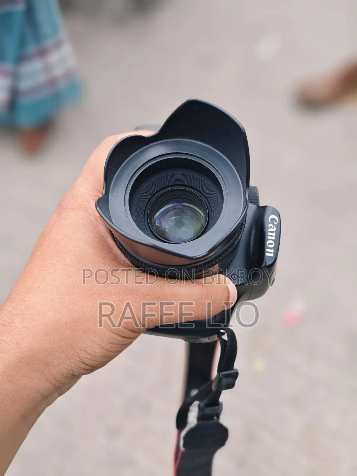 1200D সাথে 50mm Prime Lens ( স্মুথ ব্লার)