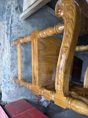 Royal Chair