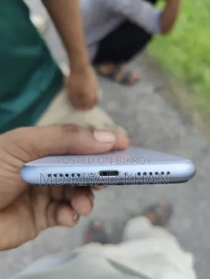 Apple iPhone 11 64 GB Purple