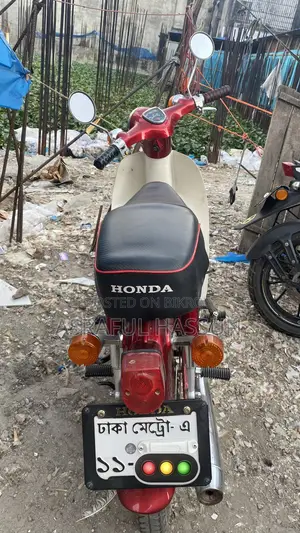 Honda Super Hawk 2002 Red