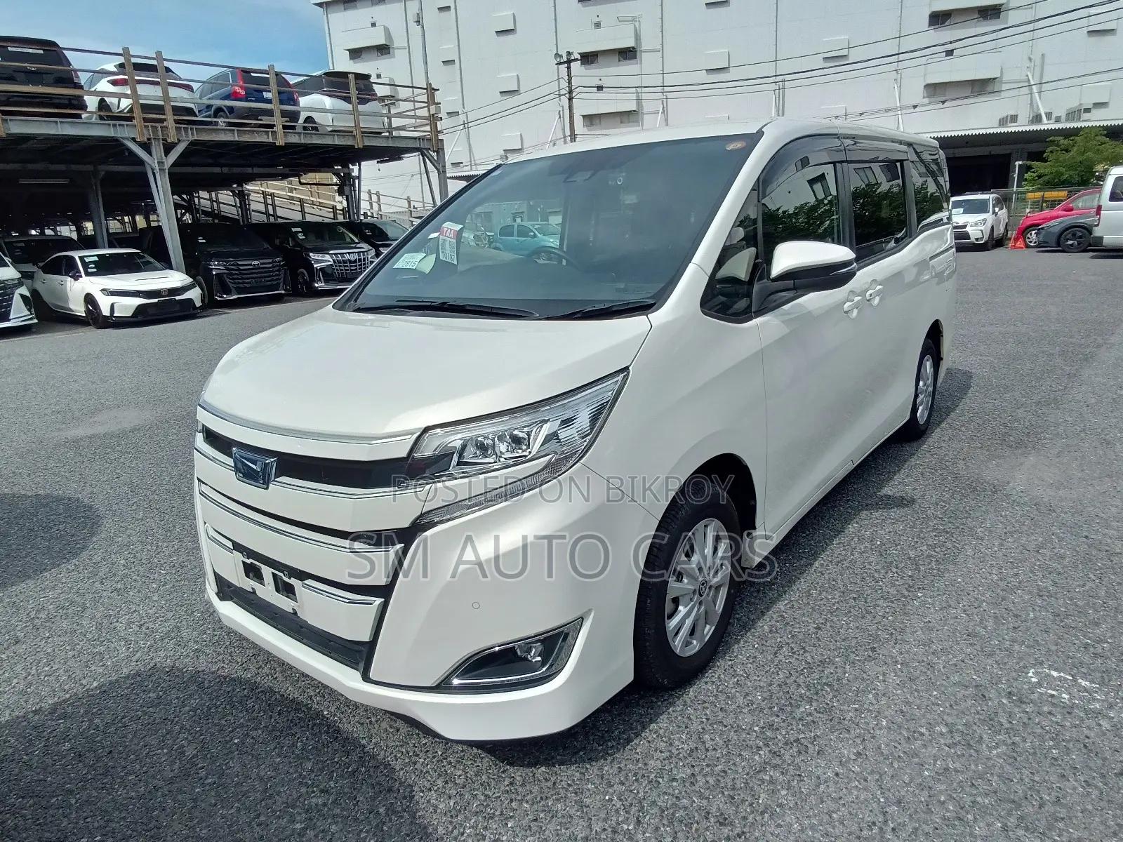 Toyota Noah 1.8 FWD Hybrid (7 seater) 2021 Pearl