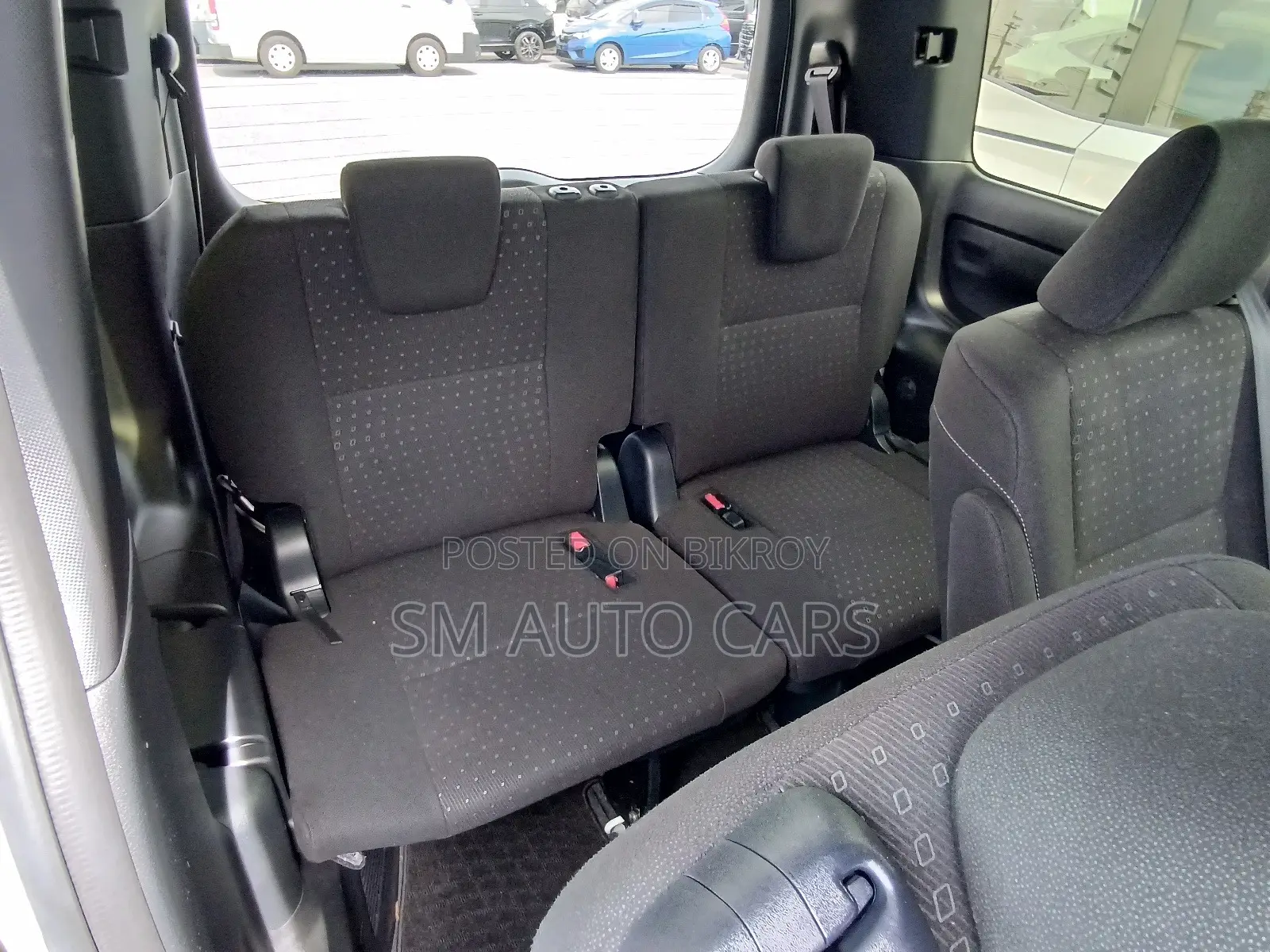 Toyota Noah 1.8 FWD Hybrid (7 seater) 2021 Pearl