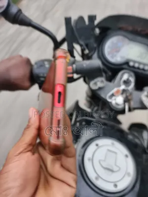 New Oppo Reno9 256 GB Red