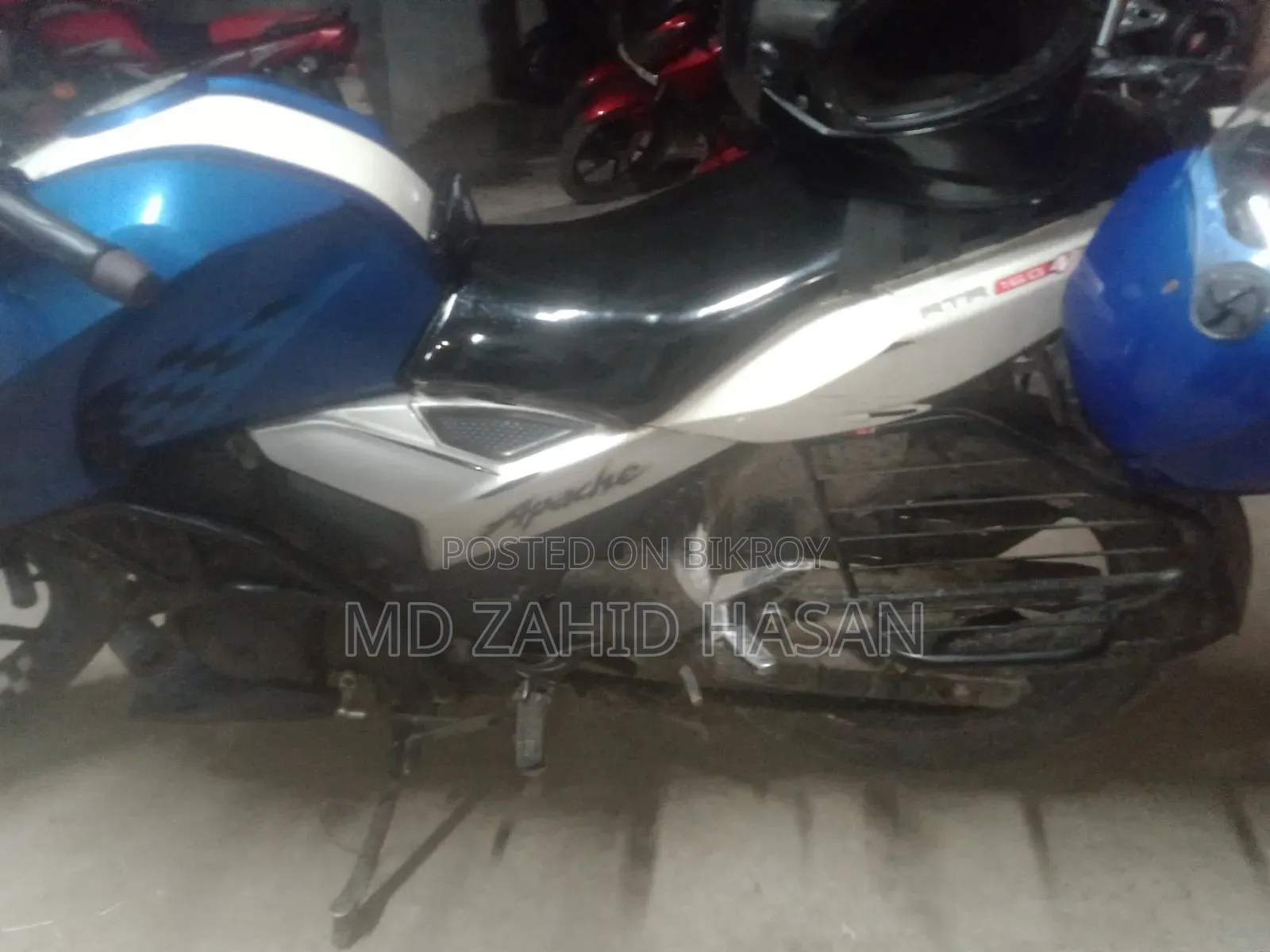 TVS Apache RTR 160 4V 2019 Blue