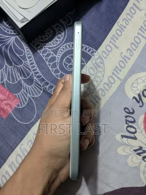 New iQOO 128 GB Green