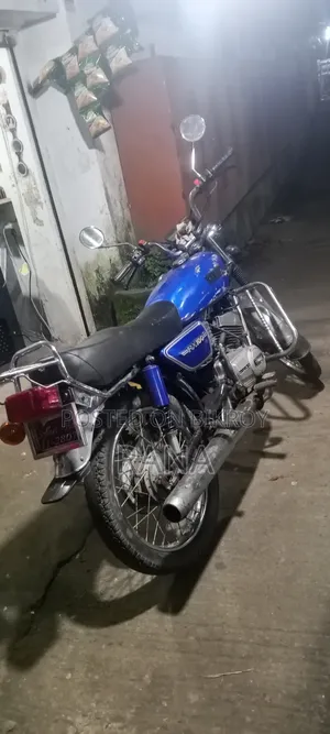 Yamaha 1999 Blue