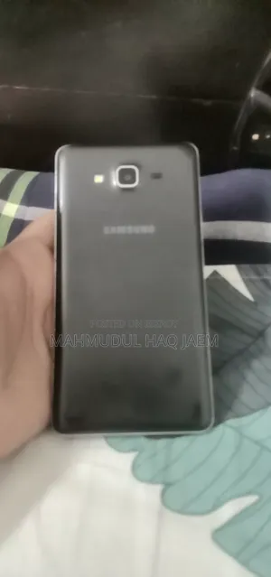 Samsung Galaxy on 7 (2016) 32 GB Black