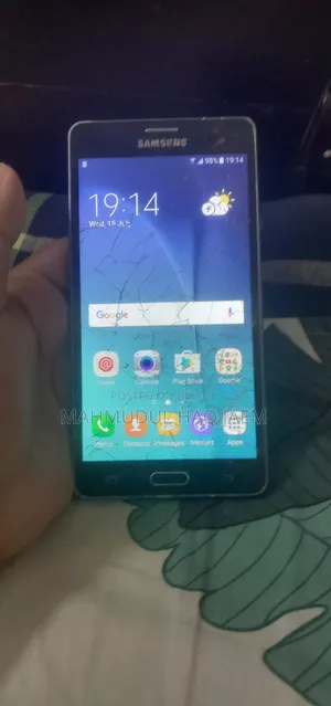 Samsung Galaxy on 7 (2016) 32 GB Black