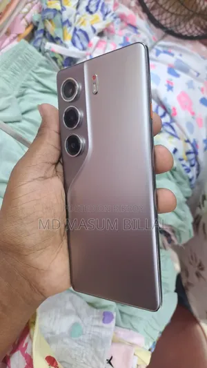 Tecno Camon 40 Pro 4G 256 GB Silver