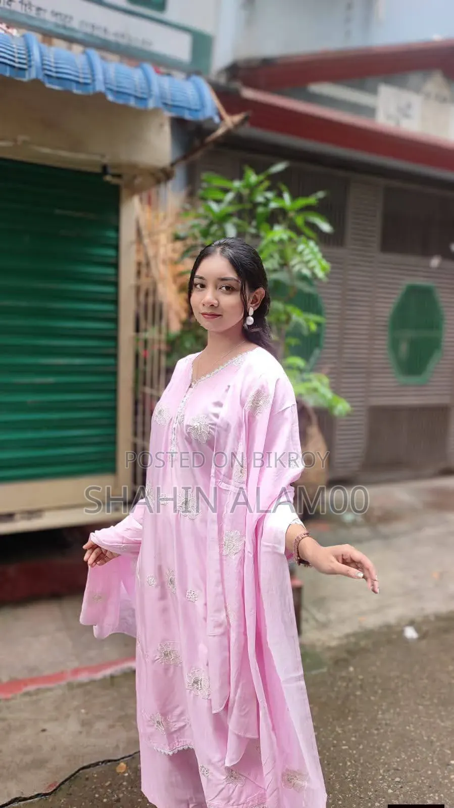 Ready-made Three Piece