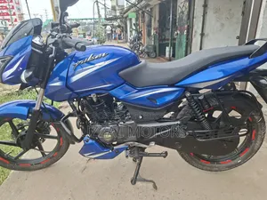 বাজাজ পালসার ১৫০ ২০২০ ব্লু