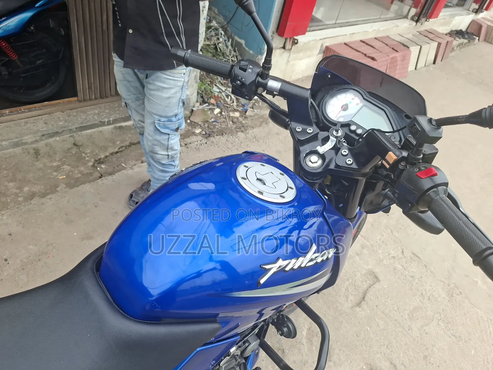 বাজাজ পালসার ১৫০ ২০২০ ব্লু
