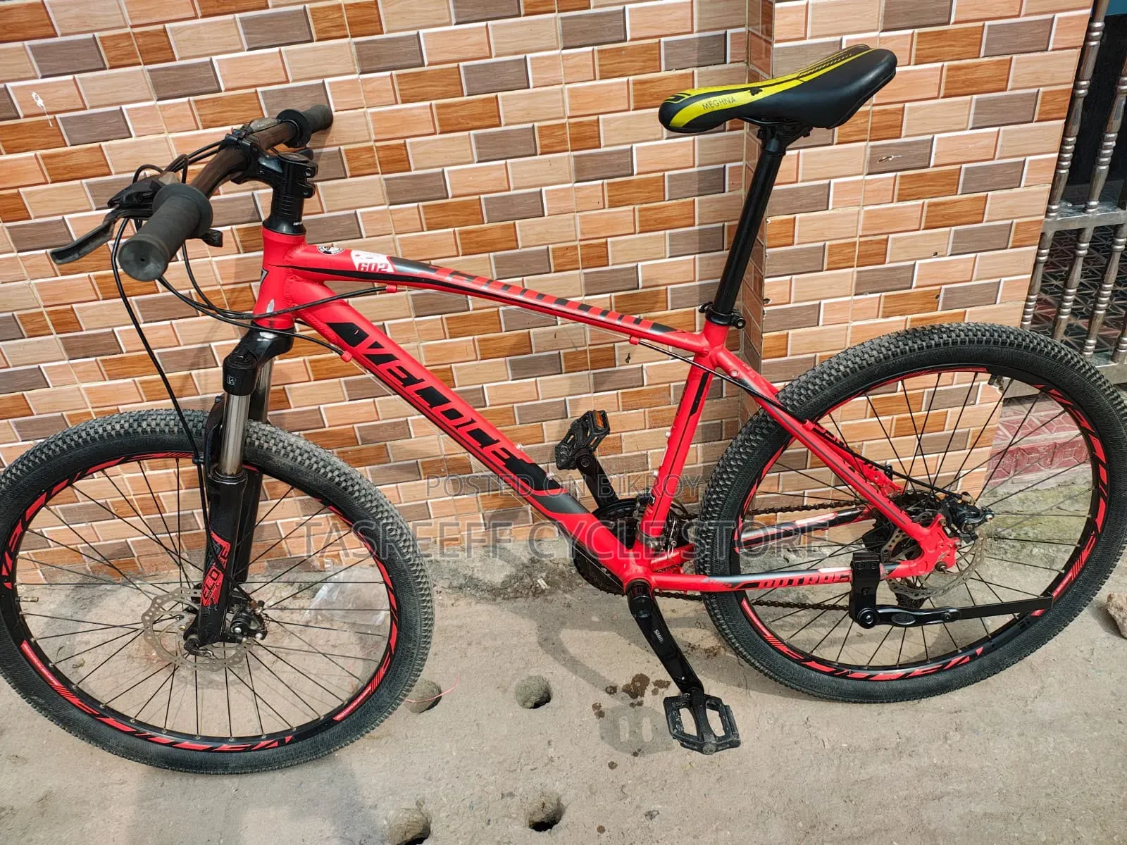 Veloce Outrage 602
