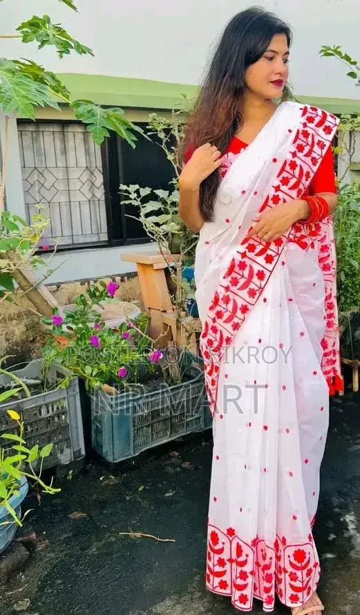  প্রিমিয়াম হাফ সিল্ক ব্লক প্রিন্ট শাড়ি