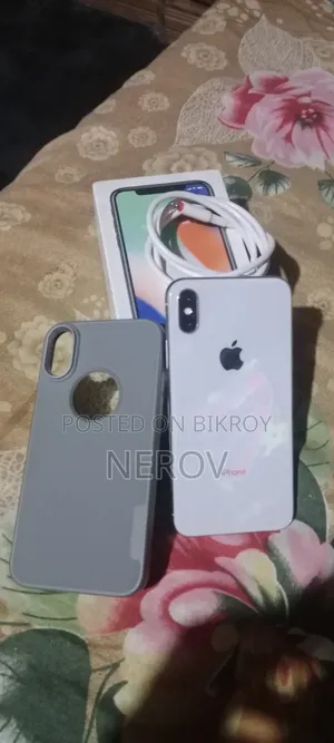 Apple iPhone X 256 GB White