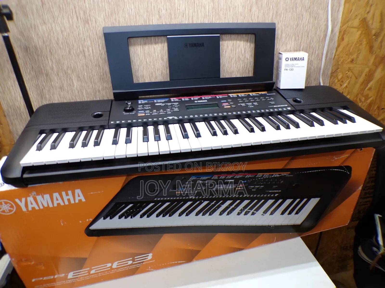 Yamaha PSR-E263 61 Keys (Perfect for Beginners and Budget Friendly)