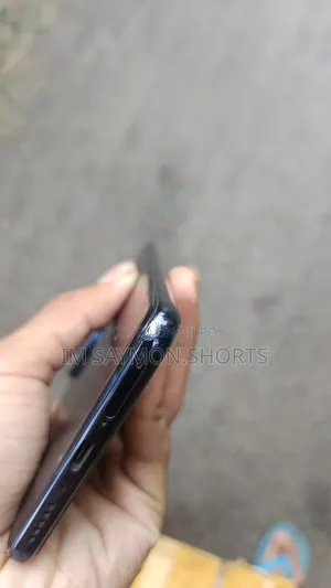 Vivo T4R 128 GB Purple