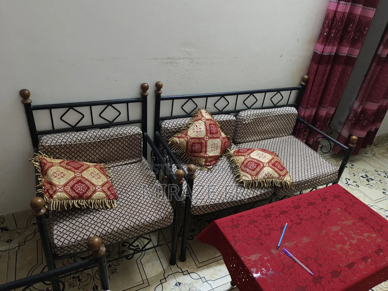 Used Sofa Set With Tea Table