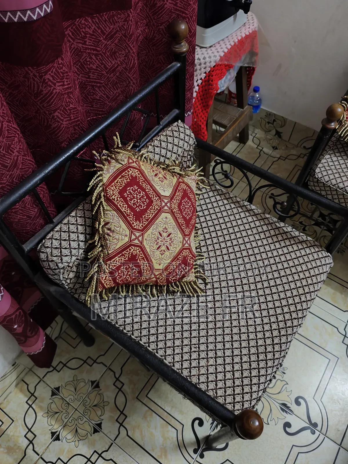 Used Sofa Set With Tea Table