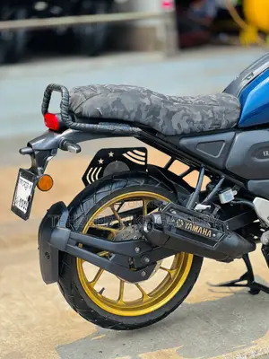 Yamaha 2025 Blue