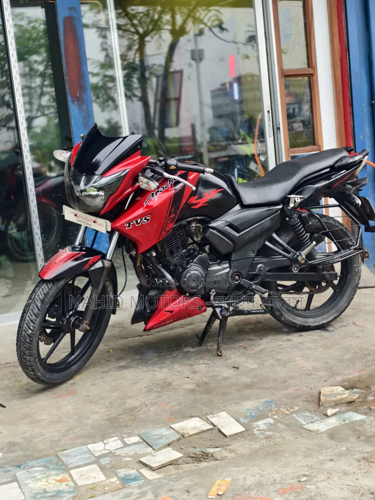 TVS Apache RTR 160 2V 2015 Red