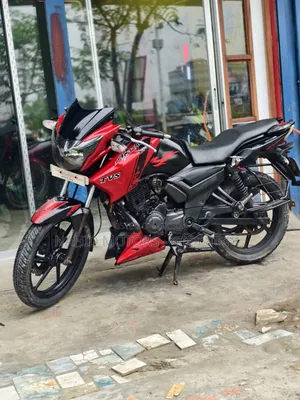 TVS Apache RTR 160 2V 2015 Red