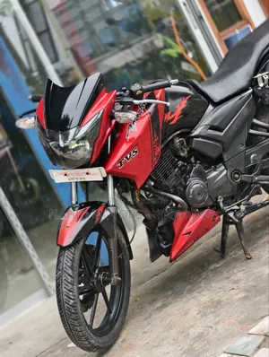 TVS Apache RTR 160 2V 2015 Red