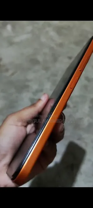 Infinix 8 GB Orange