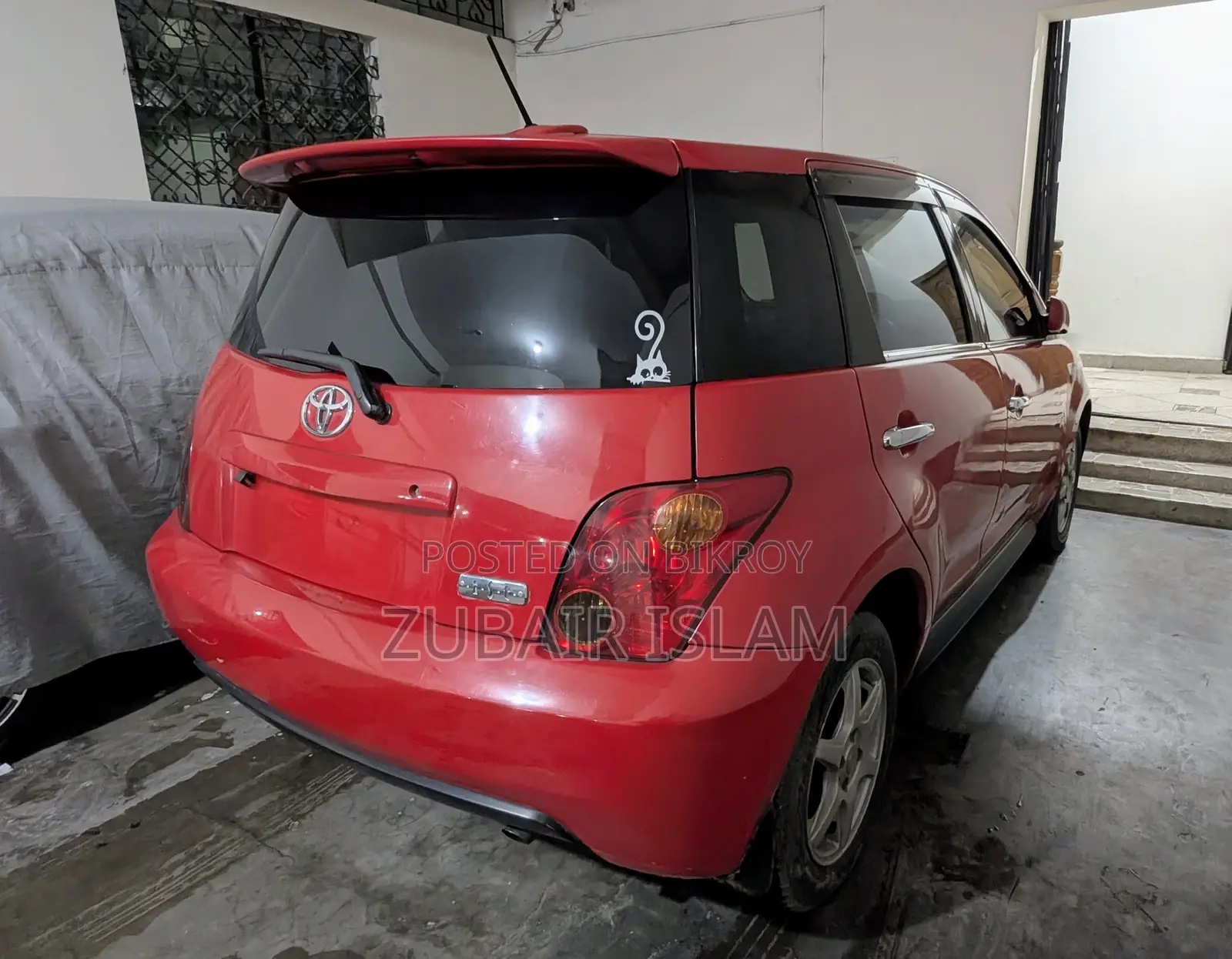 Toyota IST 2004 Red