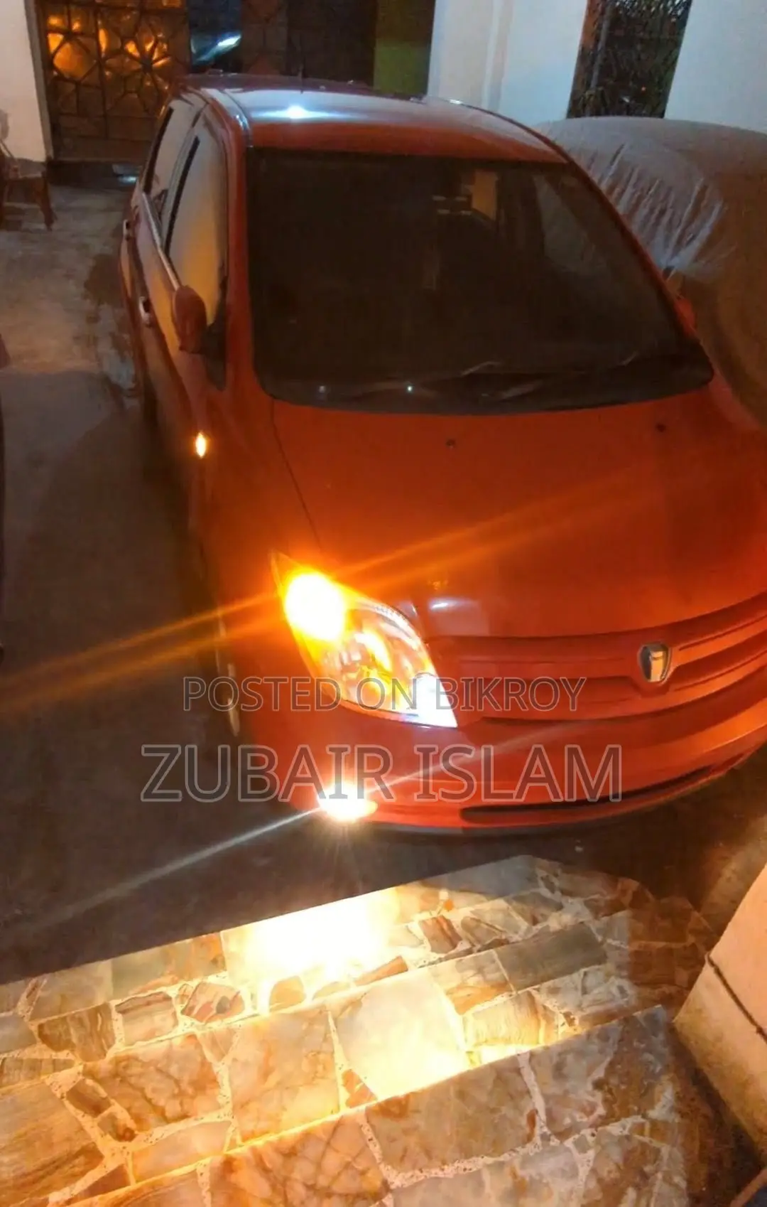 Toyota IST 2004 Red