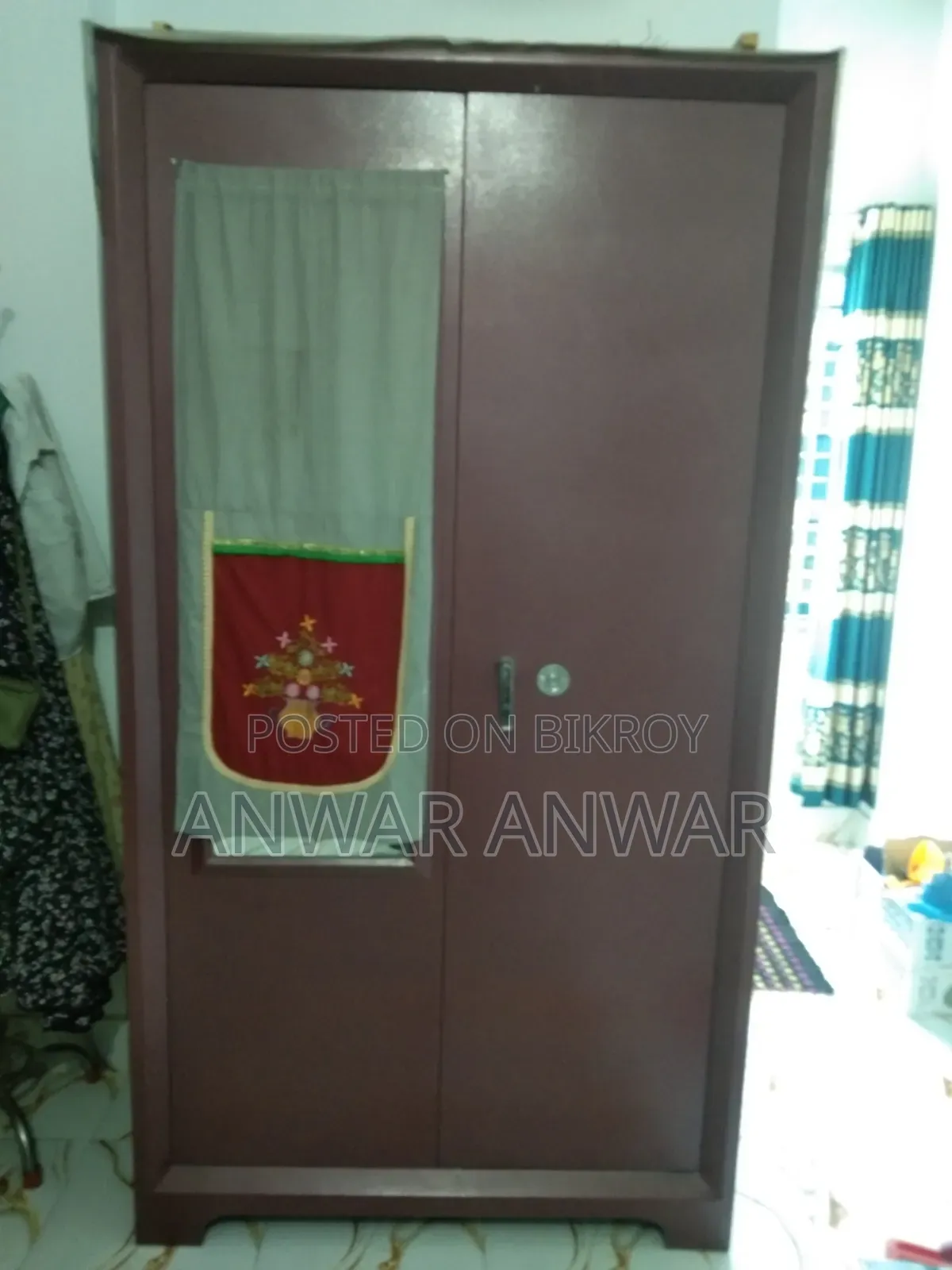 Almirah for sale