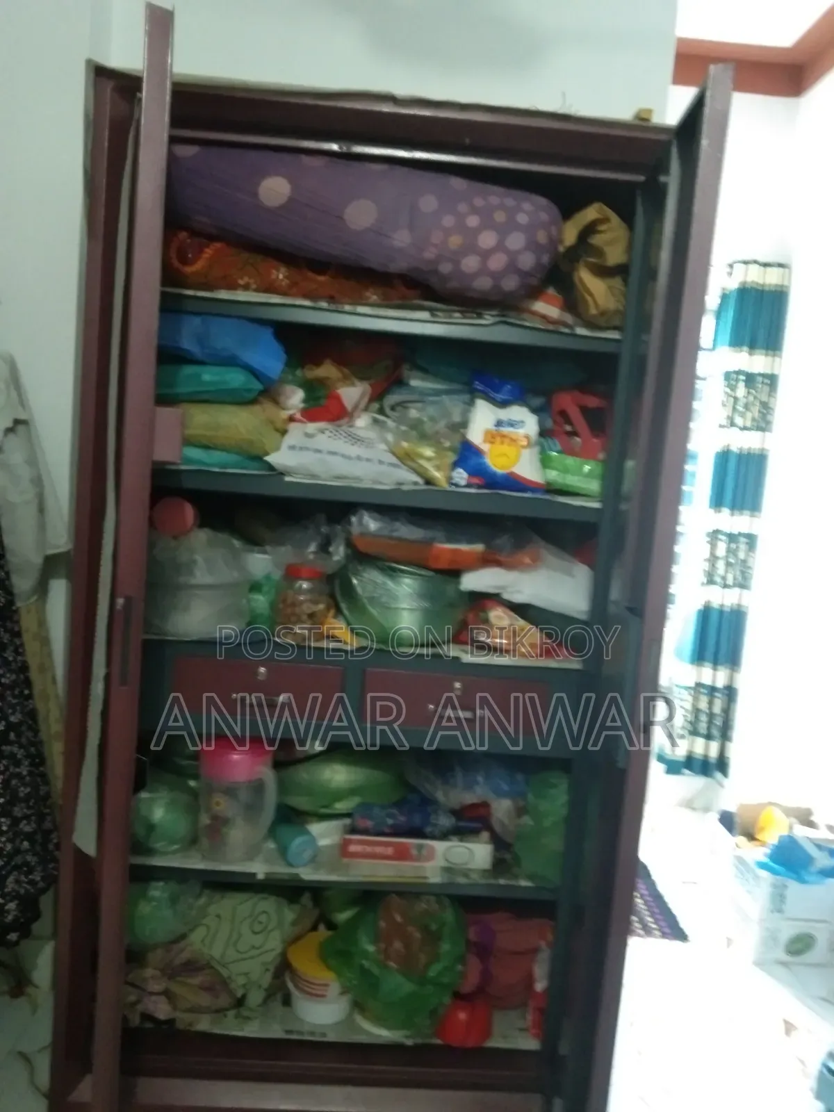 Almirah for sale