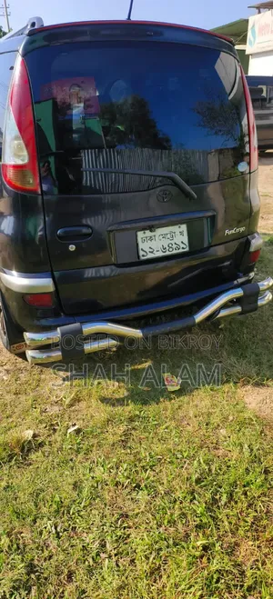 Toyota Fun Cargo 2024 Black
