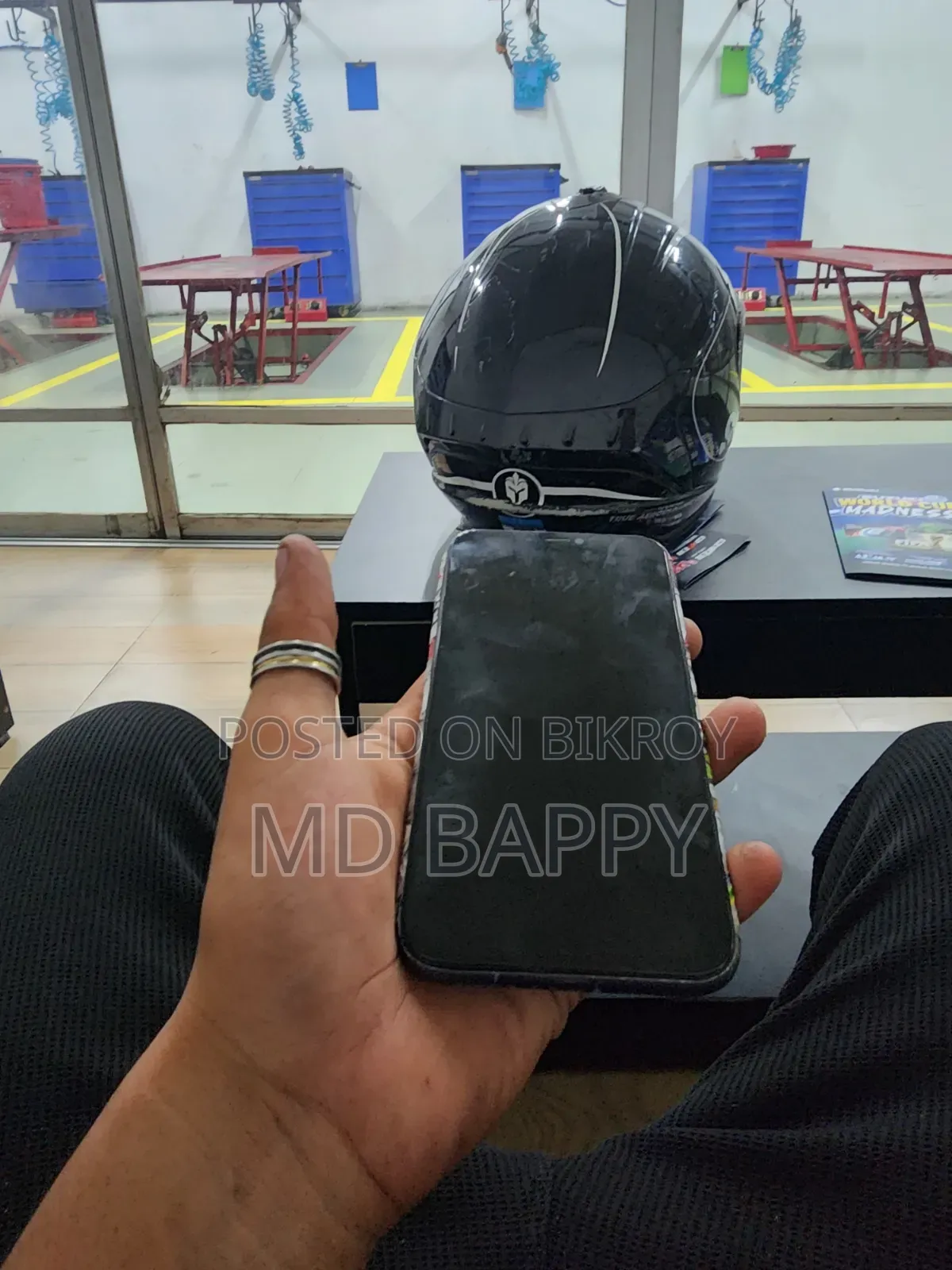 অ্যাপল আইফোন ১১ ৬৪ জিবি কালো