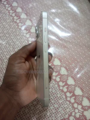 Apple iPhone 13 128 GB White