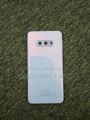 Samsung Galaxy S10e 128 GB White