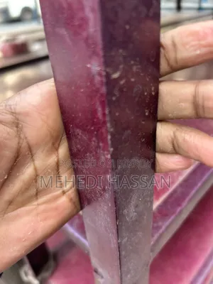 রেক কাচের শোকেস