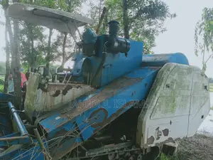 ধান কাটার মেশিন Liulin Combine Harvester
