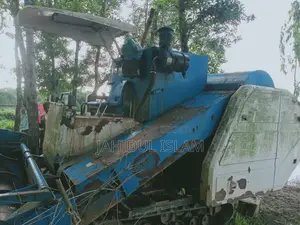 ধান কাটার মেশিন Liulin Combine Harvester