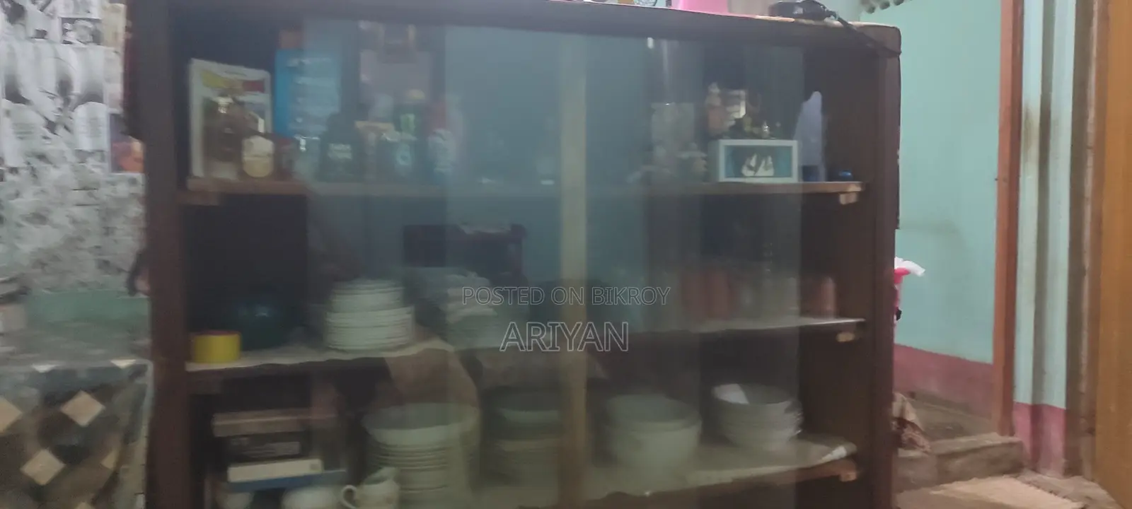 Showcase Used