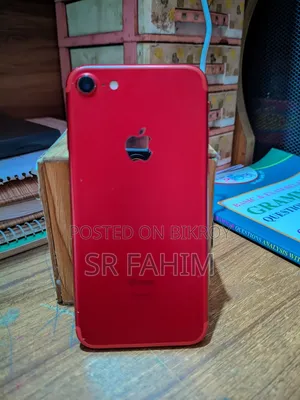 Apple iPhone 7 128 GB Red