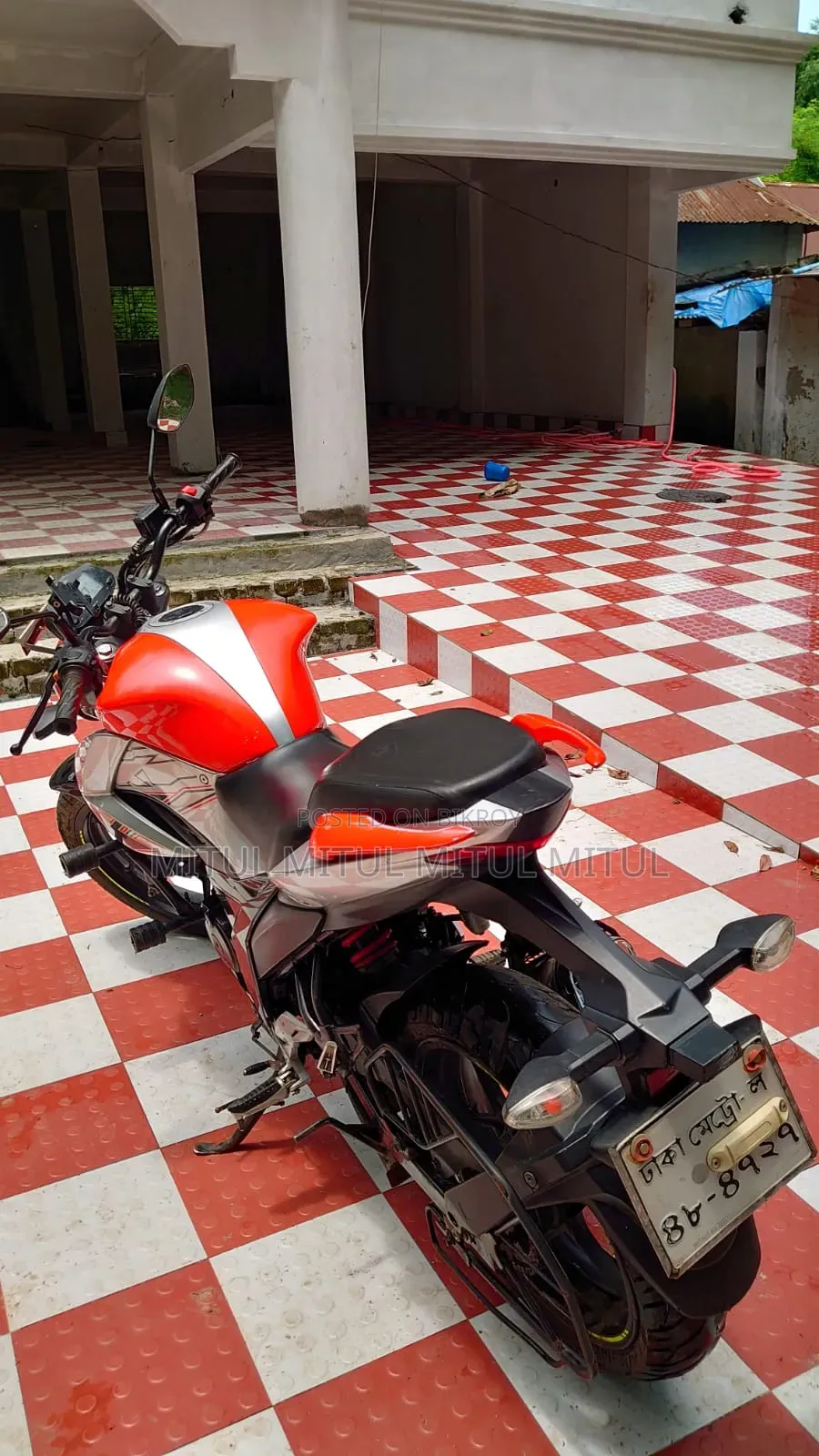 Suzuki Bike 2020 Orange