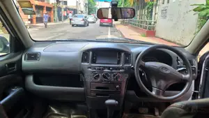 টয়োটা প্রোবক্স ২০১২ সিলভার