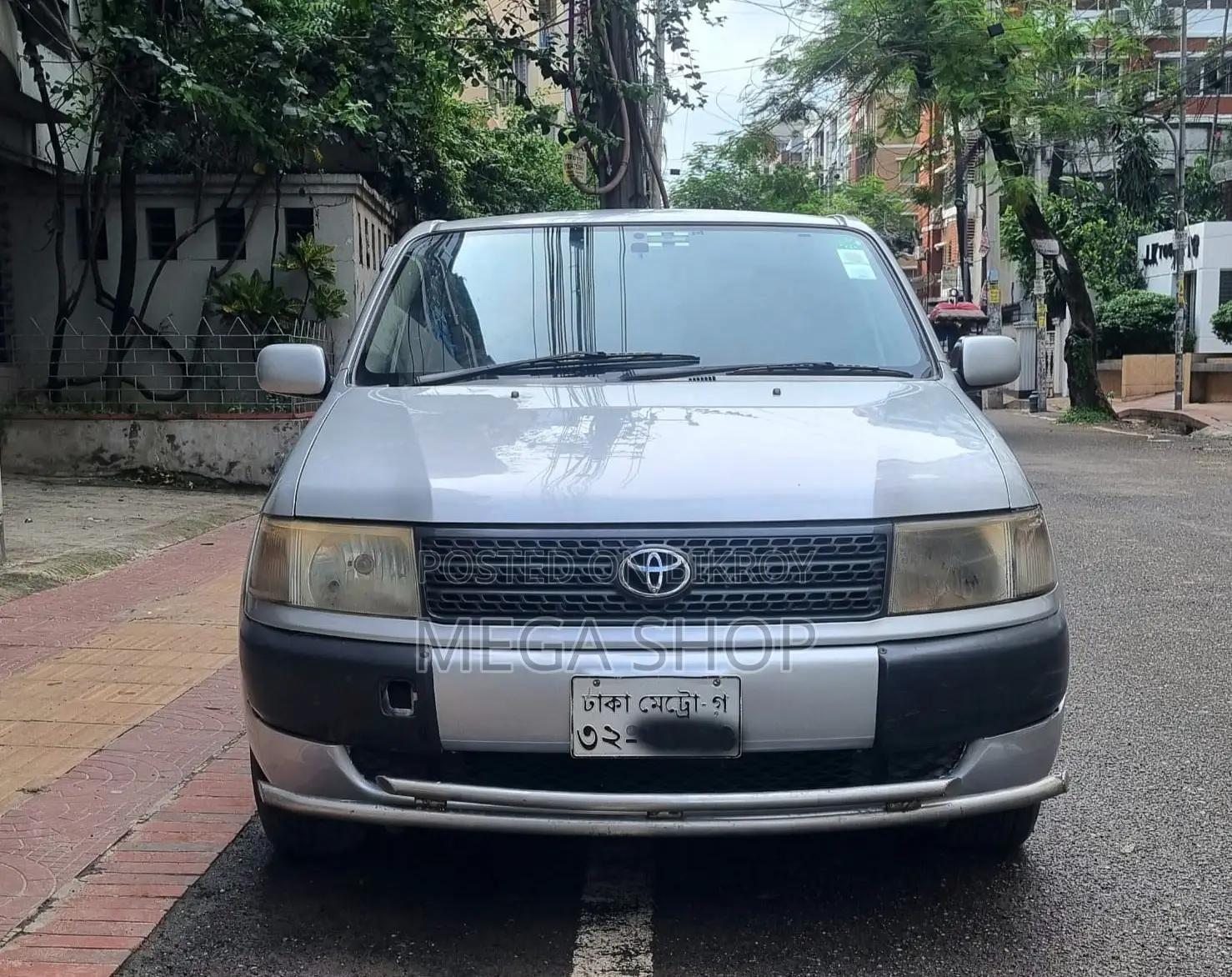 টয়োটা প্রোবক্স ২০১২ সিলভার