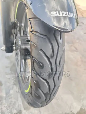 Suzuki 2025 Green