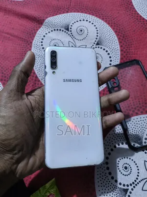 Samsung Galaxy A50 128 GB White