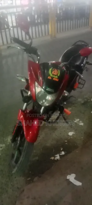 Hero Glamour 2018 Red