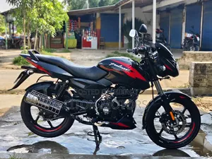 বাজাজ পালসার ১৫০ ২০২৬ কালো