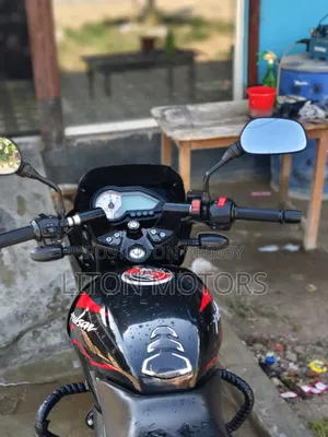 বাজাজ পালসার ১৫০ ২০২৬ কালো
